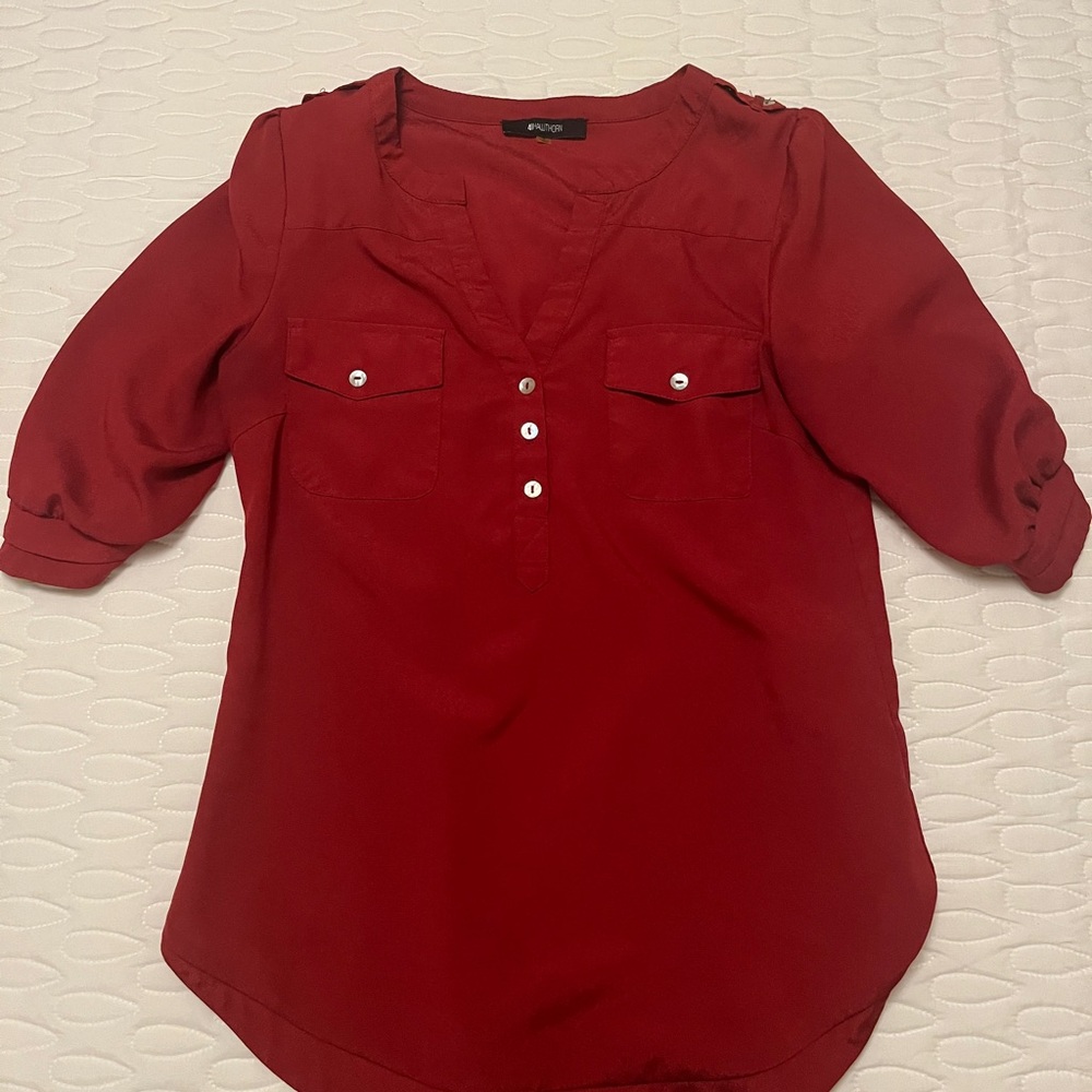41 Hawthorn Red V-Neck Henley Blouse with Front Pockets